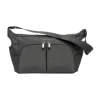Deze Doona Essential Luiertas Nitro Black is een praktische tas waar je goed mee voor de dag kunt komen. ✓Laagste Prijsgarantie